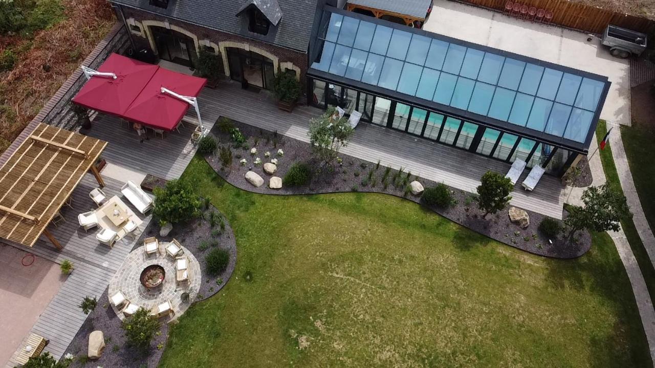 Ecurie Les Tourelles Piscine Interieure & Spa Gainneville Екстер'єр фото